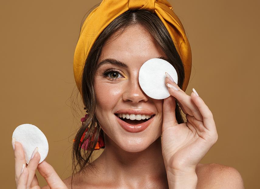 como desmaquillar las cejas